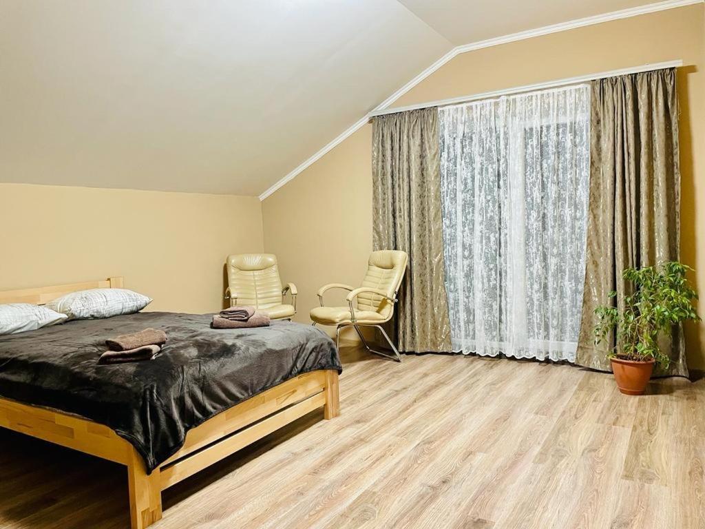 Ferienwohnung Капрі Mukatschewo Exterior foto